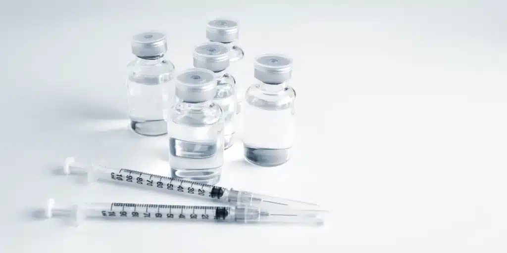 Inyecciones intracavernosas en el pene para tratar la disfunción eréctil masculina